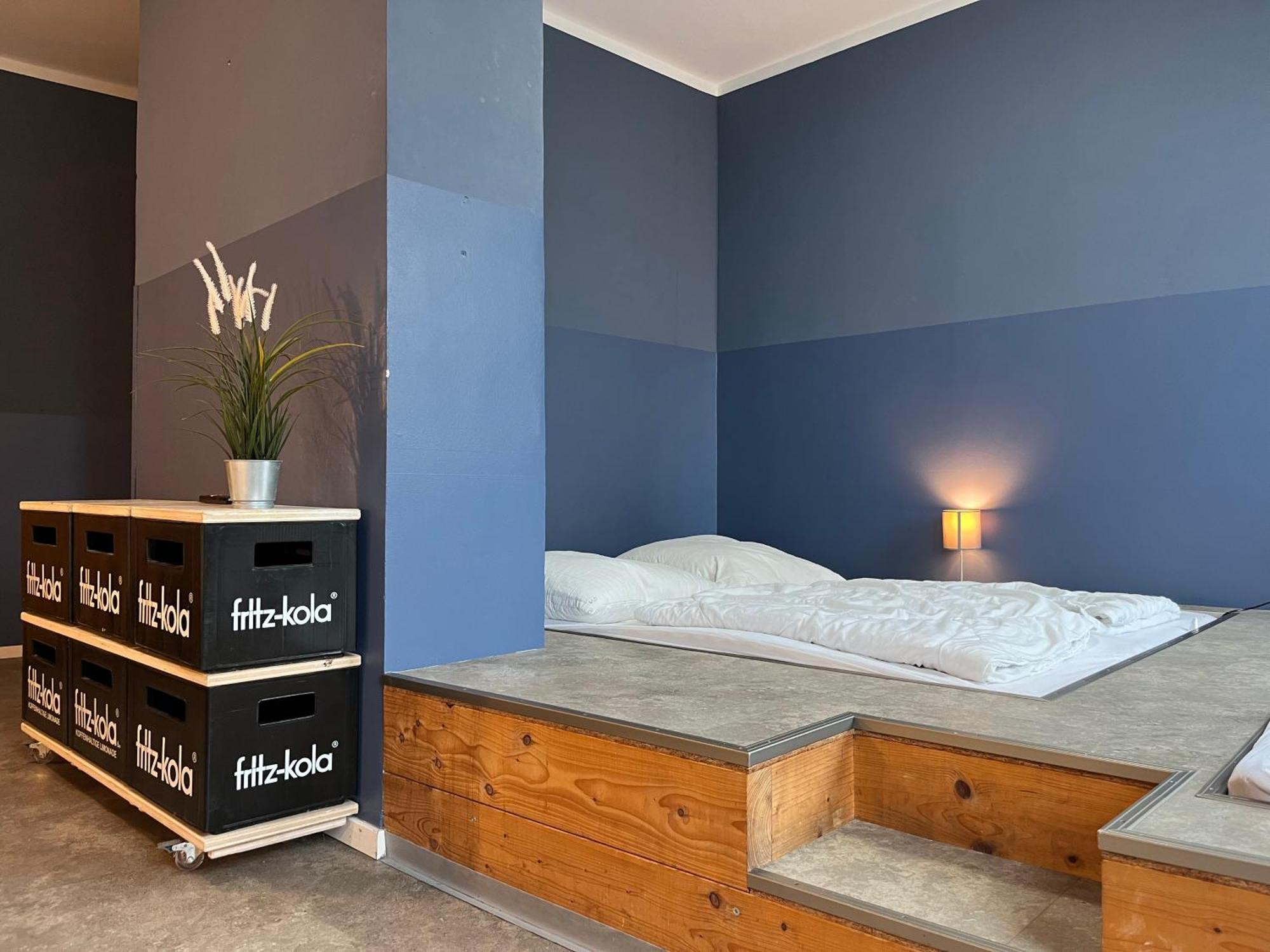 Blue Doors Hostel Ktv Rostock Exterior photo