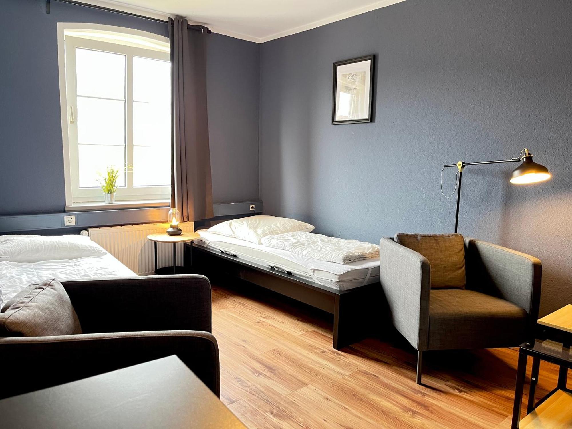 Blue Doors Hostel Ktv Rostock Exterior photo